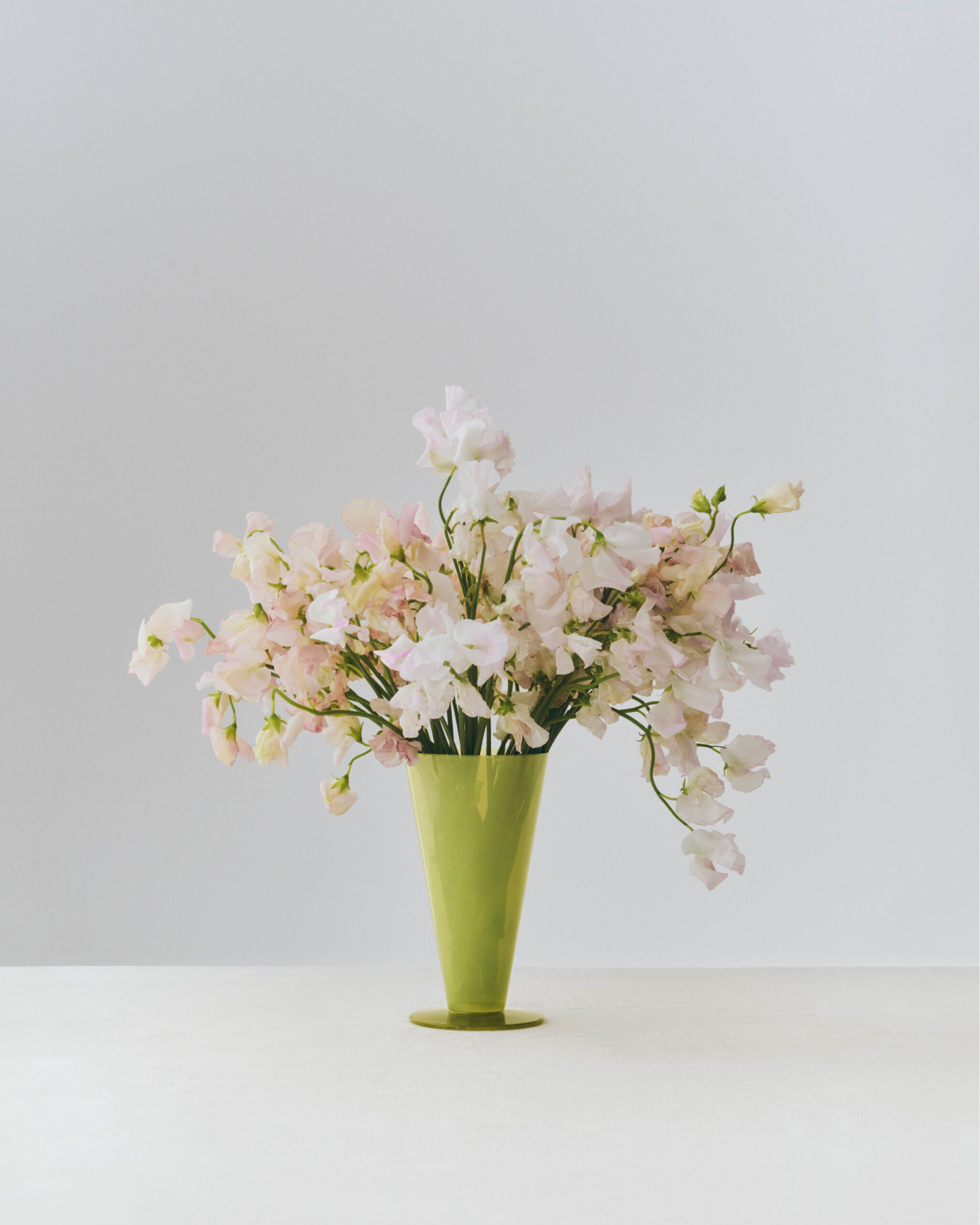 Conical Vase S light green and dark lime